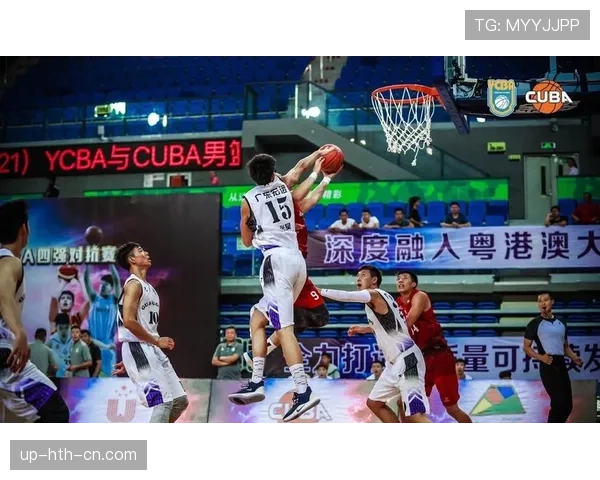 篮球比赛中“换人规则”解析：何时才能进行替补轮换